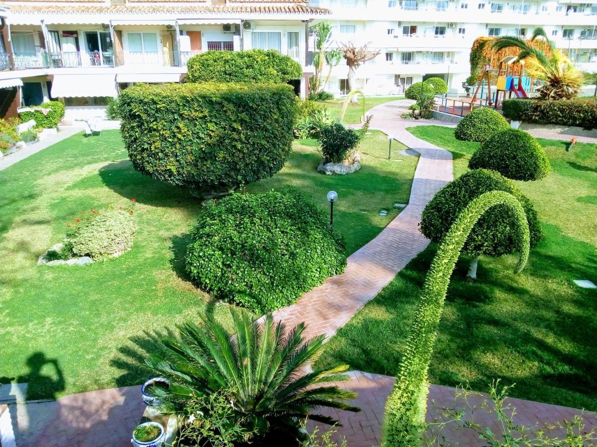 Apartamentos CaraVane (Carihuela Park) Torremolinos Exterior foto
