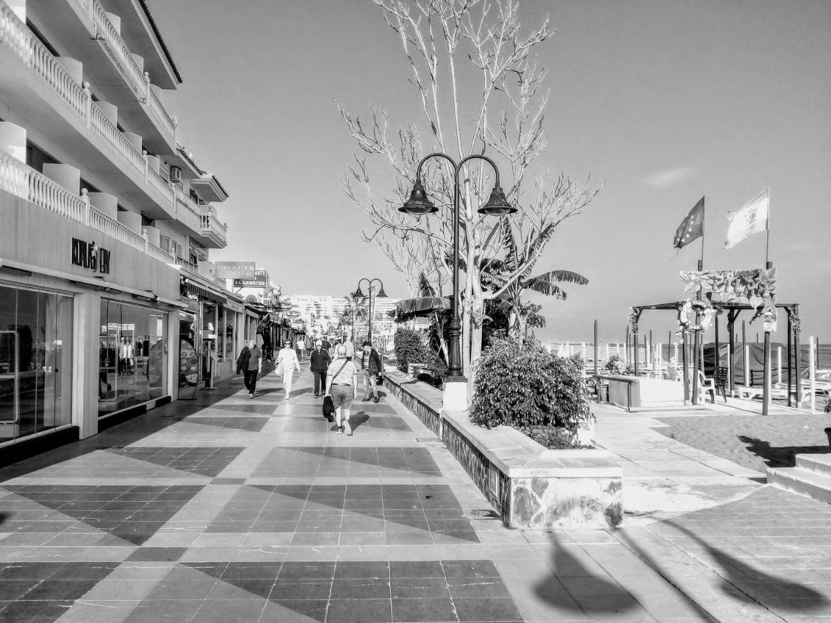 Apartamentos CaraVane (Carihuela Park) Torremolinos Exterior foto